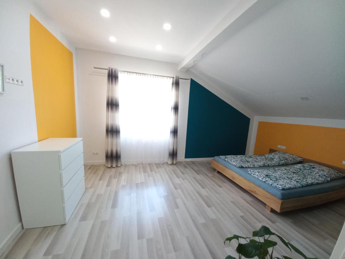 Domki Cztery Pory Roku Czchow Exterior foto