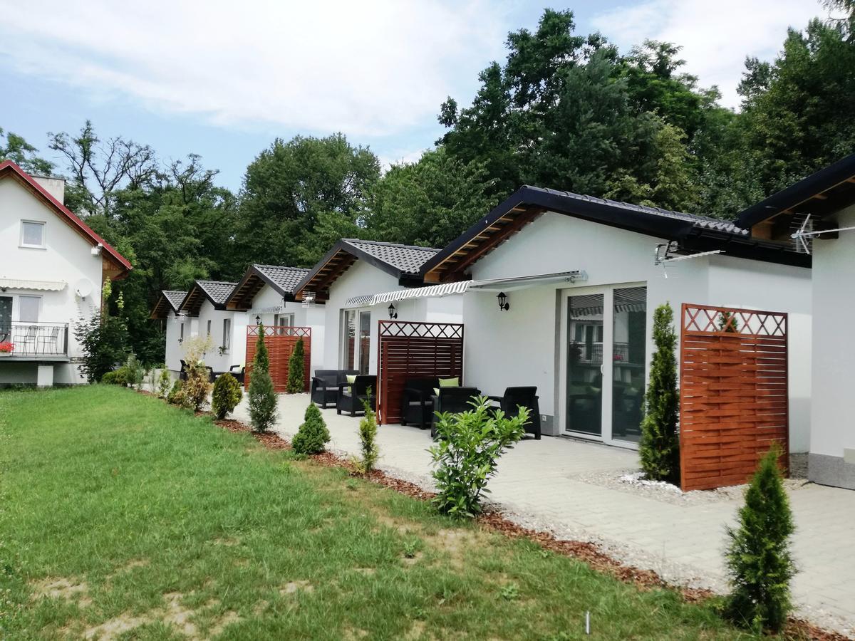 Domki Cztery Pory Roku Czchow Exterior foto