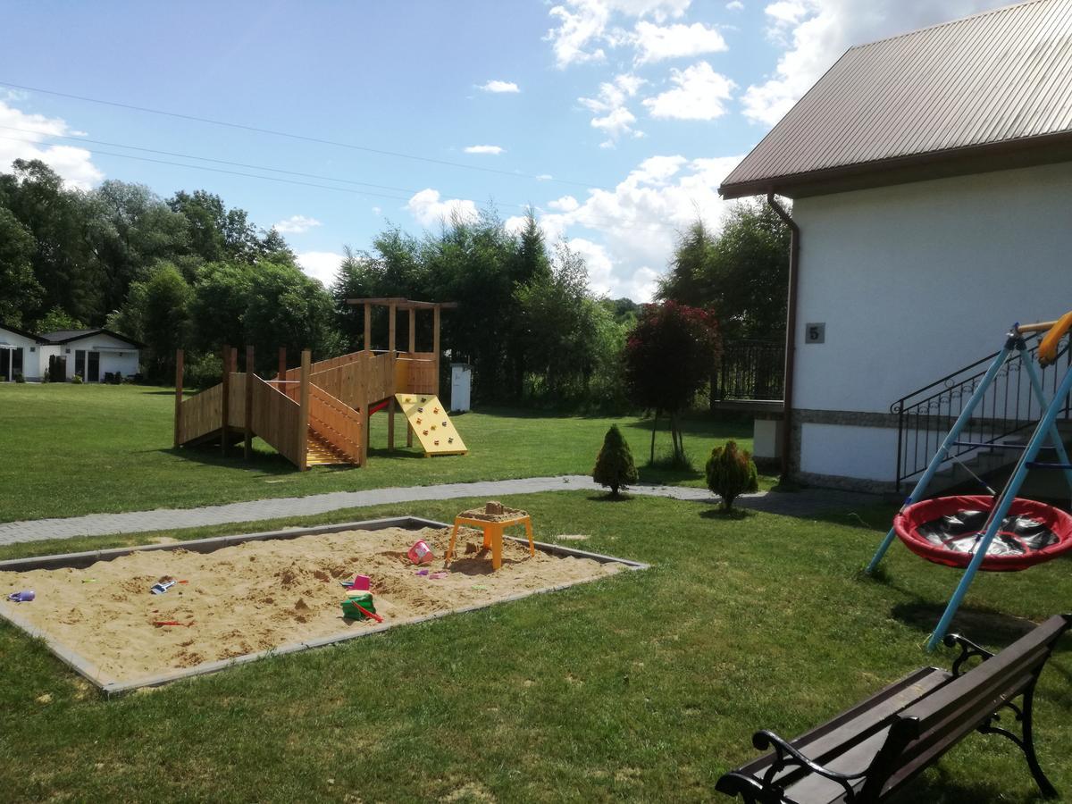 Domki Cztery Pory Roku Czchow Exterior foto